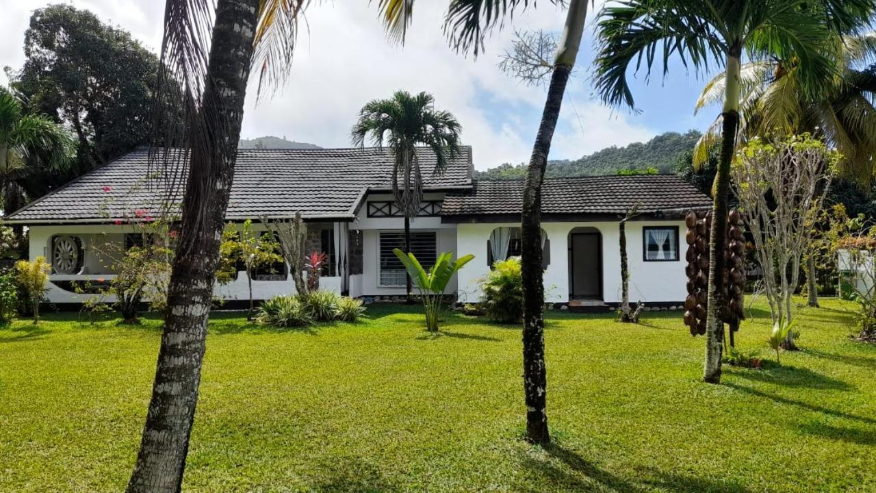 Maison Amantine Anse Royale Exterior photo